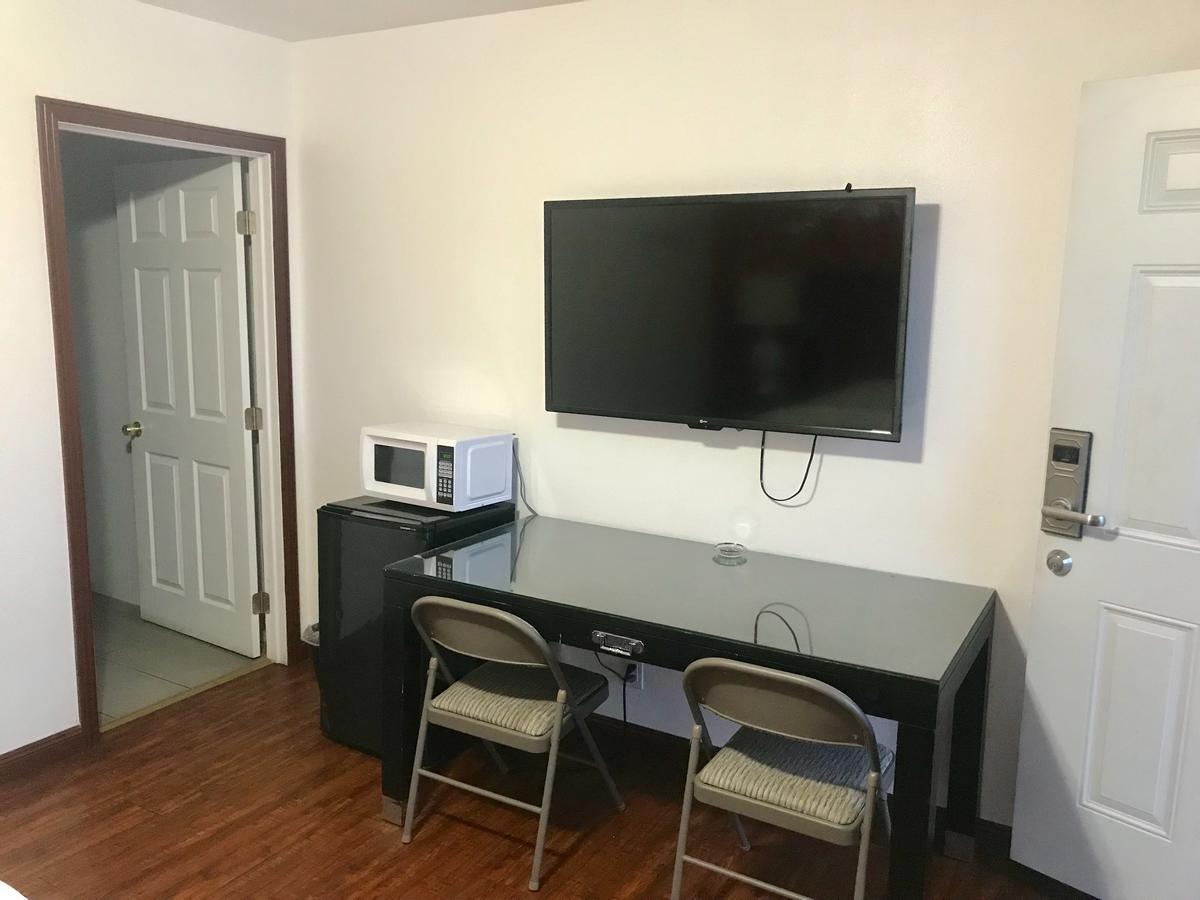Norwalk Inn & Suites Εξωτερικό φωτογραφία