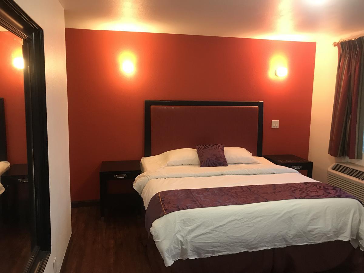 Norwalk Inn & Suites Εξωτερικό φωτογραφία