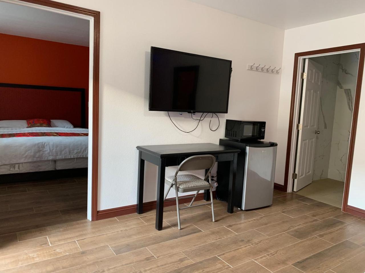 Norwalk Inn & Suites Εξωτερικό φωτογραφία