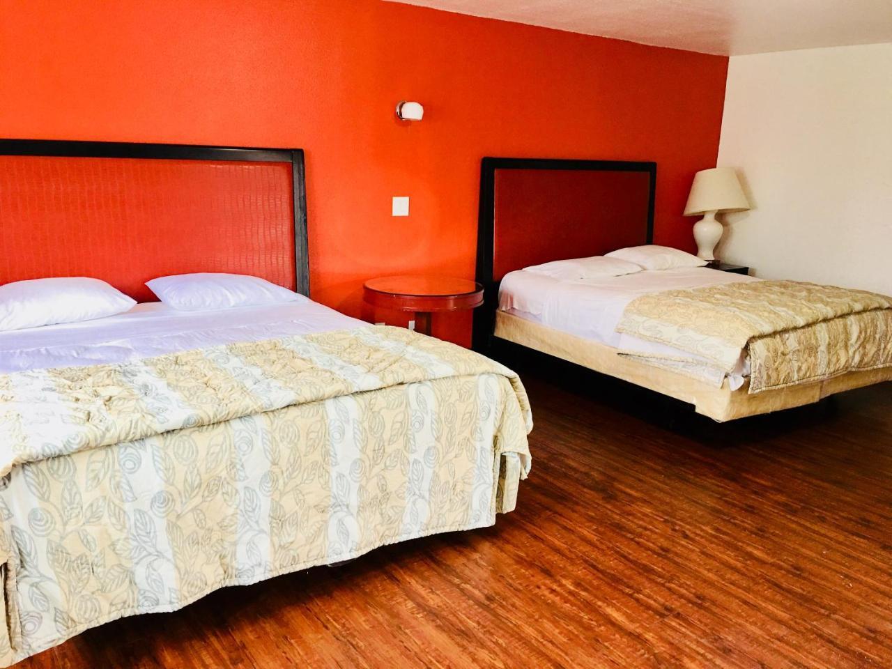 Norwalk Inn & Suites Εξωτερικό φωτογραφία